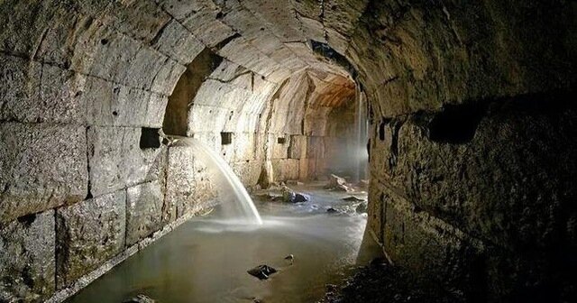 roma (primer mandato sobre el drenaje)