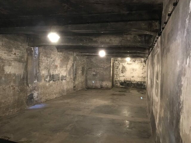 Nazi's establish gas chambers at Auschwitz