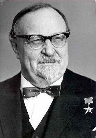 Aleksandr Oparin (	2 de marzo de 1894 - 	21 de abril de 1980)