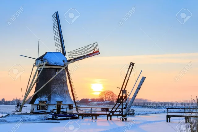 Creation des moulains a vent