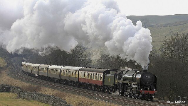L'homme invente la première locomotive à vapeur