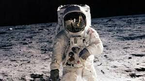 when we first made to the moon