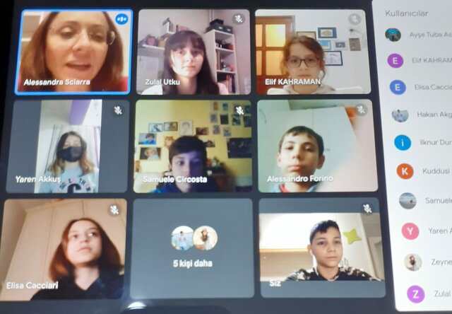 The first online meetings of students participating in the project.