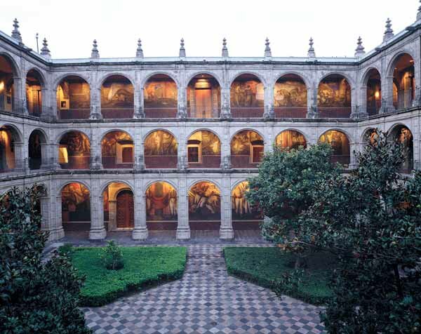 Creación del Colegio San Ildefonso