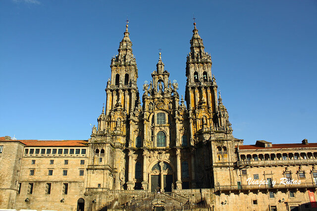 Se consagra la Catedral de Santiago con Alfonso XI y el obispo Pedro Muñiz