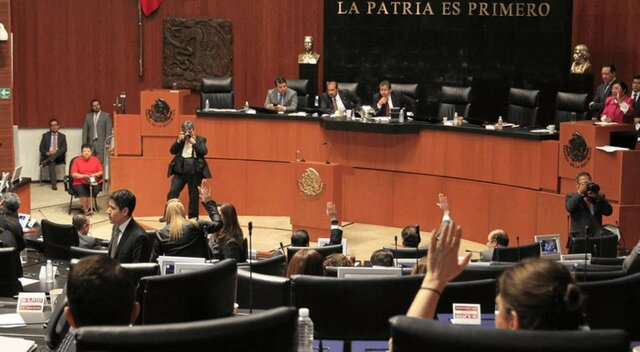 REFORMA CONSTITUCIONAL EN MATERIA DE SOLUCIÓN DE FONDO AL CONFLICTO.