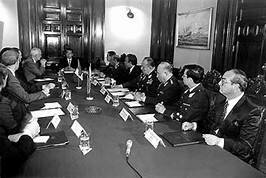 REGRESO DE NARVÁEZ: GOBIERNO AUTORITARIO