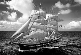 Premiers bateaux à voiles