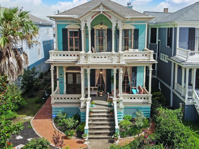 Houses during the 1900s