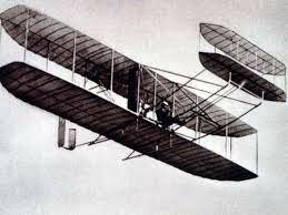 Premier avion à hélices