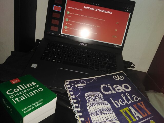 ESTUDIOS DE INGLES Y ITALIANO