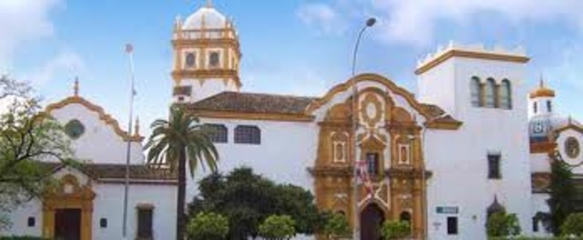 Realicé la prueba de acceso al grado medio de danza española para el Conservatorio Profesional de Danza de Sevilla.
