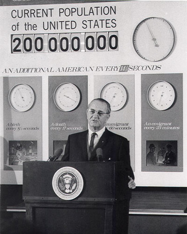 1960s U.S. population reaches 200,000,000