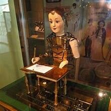 Creación de muñeca mecánica