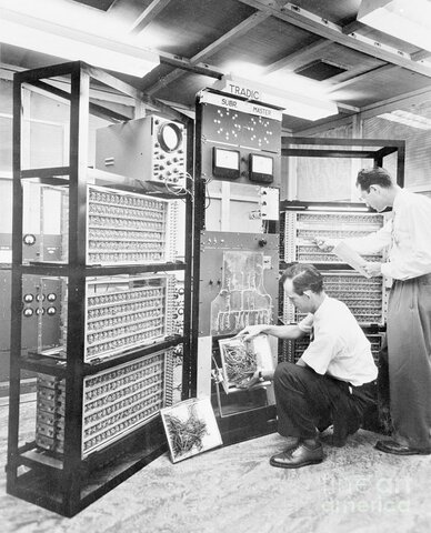 TRADIC: Computadora con transistores