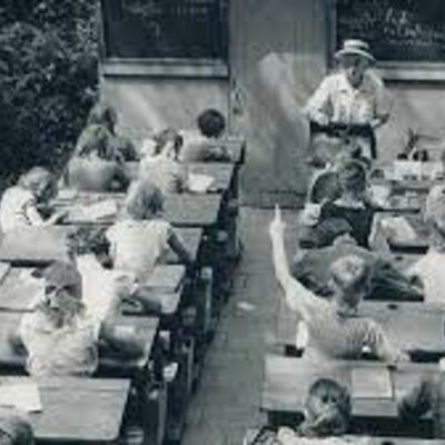 Timeline: Chronological line (Oihane González)