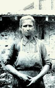 Coloma Seró és deportada en el “comboi dels 27000”.