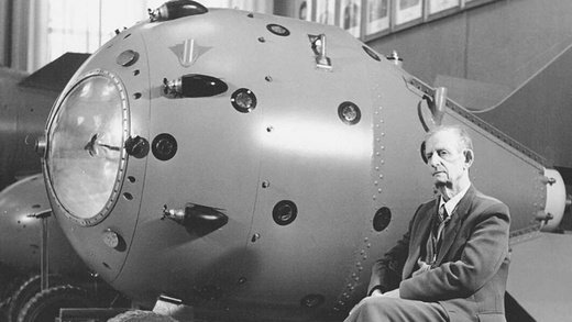 USSR test first nucleur weapon