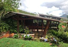 Casa de recreo, Birrisito y su entorno paisajístico