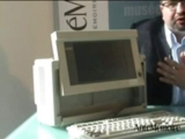 "Compaq Portable Il"