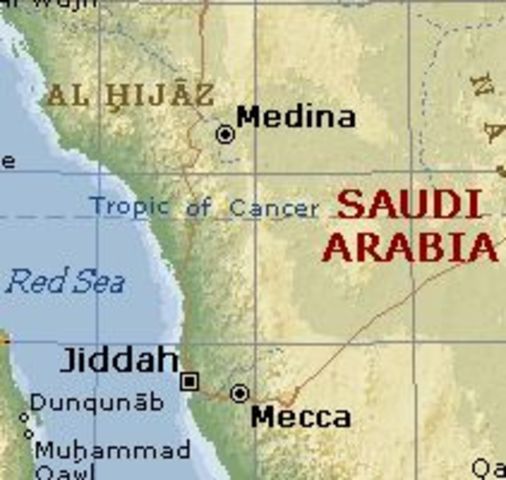 Muhammad Emigrates to Medina