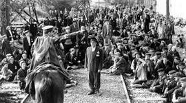 Timeline: Holocaust Timeline