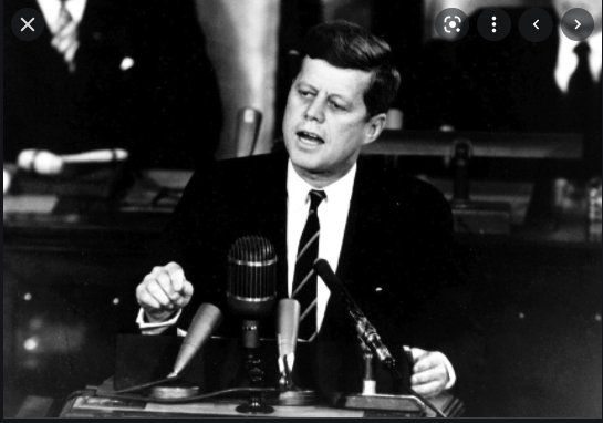 JFK's speech and commitment to getting to the moon