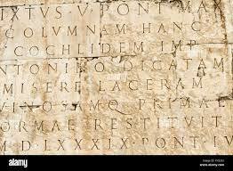 Alfabeto romano. Siglo I