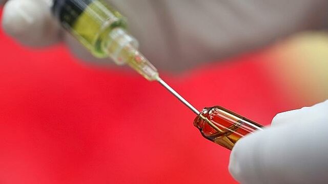 Primera vacuna de la Hepatitis A