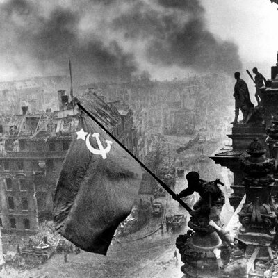 Timeline: Mediados del siglo XX (Los felices años 20, El Crack del 29, los totalitarismos: fascismo y nazismo y La IIGM)