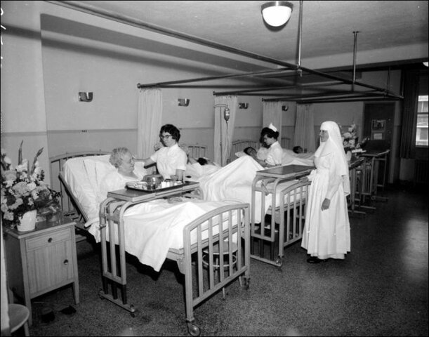 Adoption de la loi sur l'assurance-hospitalisation