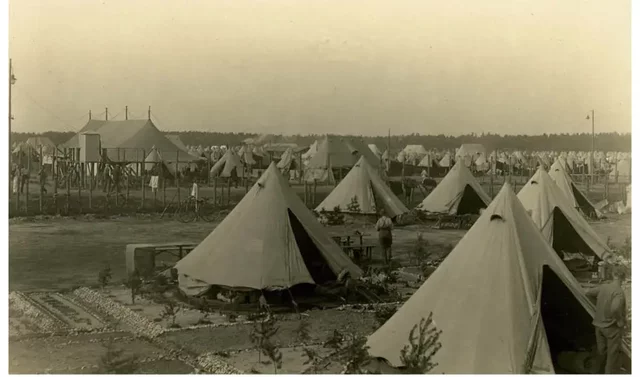 Vladek is sent to a another POW camp