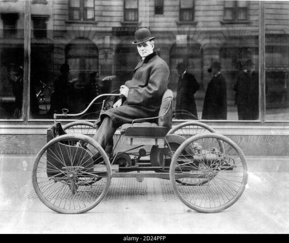 Primer coche marca FORD