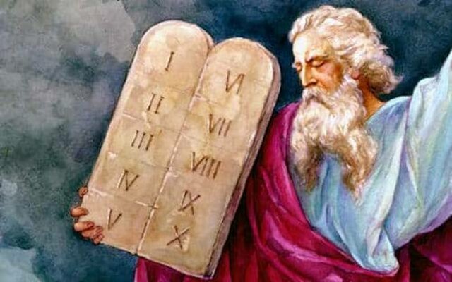 Decálogo o diez mandamientos de la religión judeo-cristiana