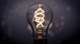 Timeline: La Historia de La Electricidad