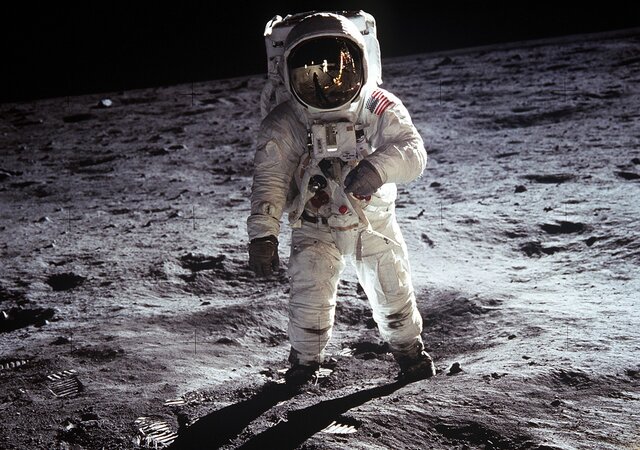 primer home a la lluna