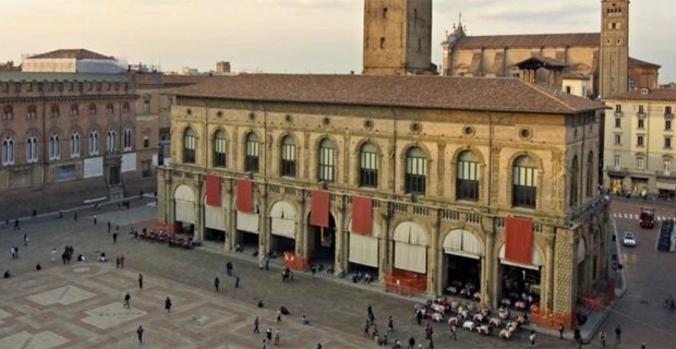 Universidad de Bolonia