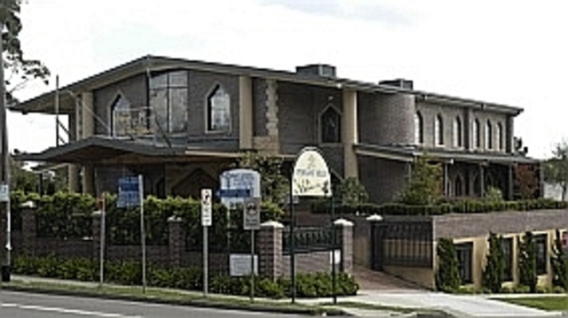 Paul VI establishes Maronite diocese in Australia. International Eucharistic Congress Melbourne.