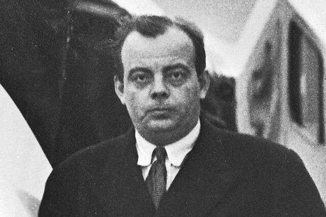 rSt-Exupéry est fait chevalier