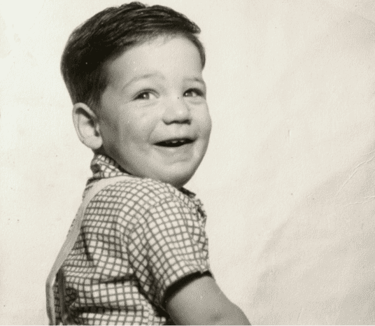 Birth of Howard Schultz