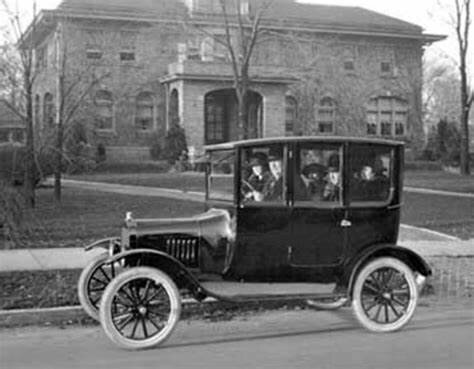 Aparece el primer auto SEDAN