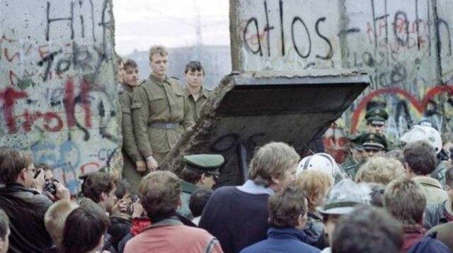 La Jugoslavia sceglie il socialismo