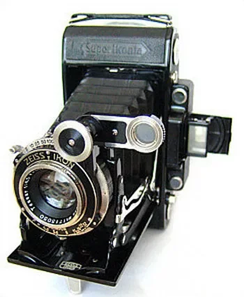 Zeiss Ikon Super Ikonta 530/2 folding camera