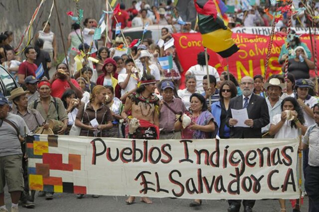 Reconocimiento a los Indigenas