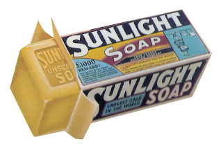 Lever introduce envase de cartón