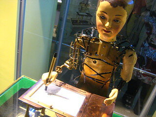 Automate dessinateur-écrivain de Maillardet robot
