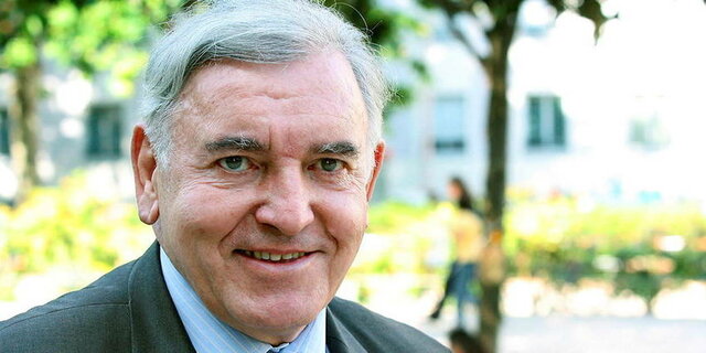 Primer trasplante de mano