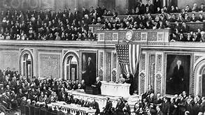 Wilson presenta al Congreso de los EEUU sus 14 puntos.