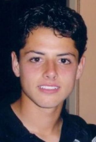 firma su primer contrato