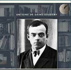 Saint-Exupéry réussit son bac littéraire.